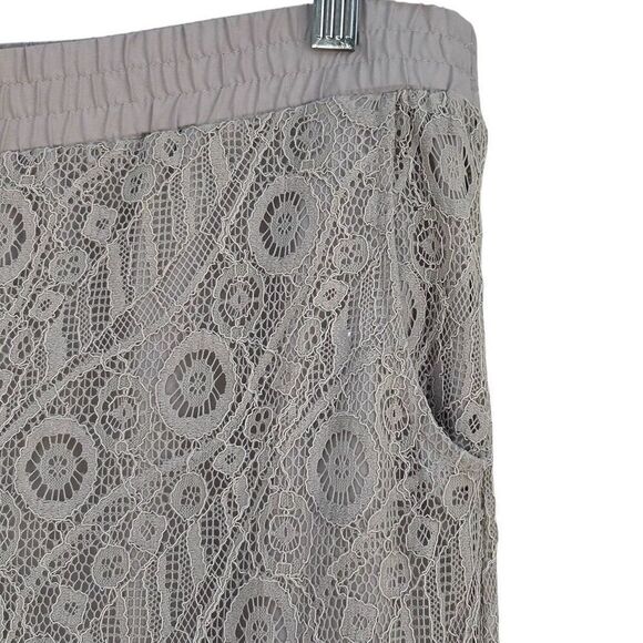 Chico's Wide Leg Palazzo Pants Women's Size 1.5 Med. Taupe Lace Overlay Pull-on - Picture 6 of 15
